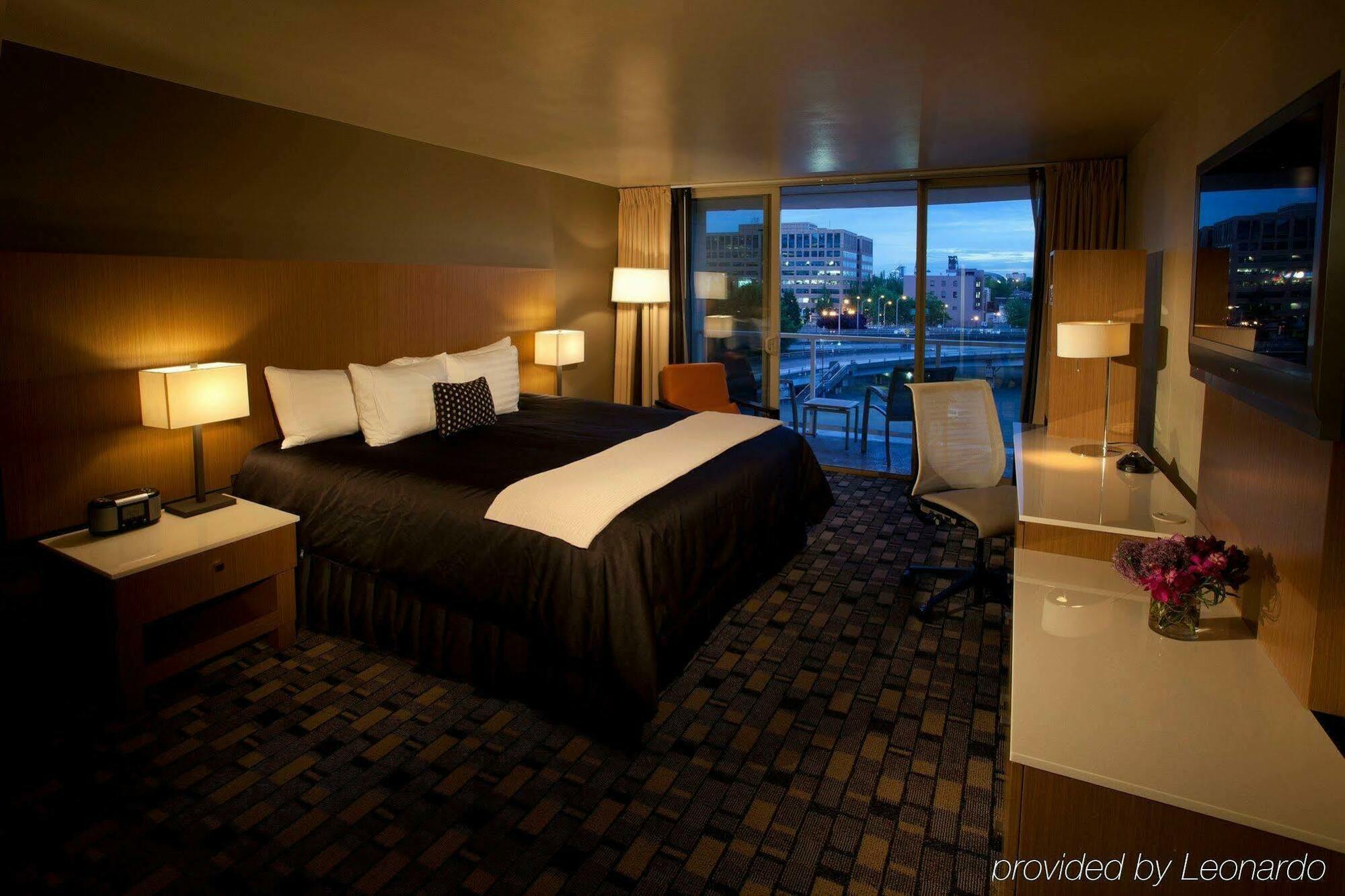 Staypineapple, Hotel Rose, Downtown Portland Ngoại thất bức ảnh